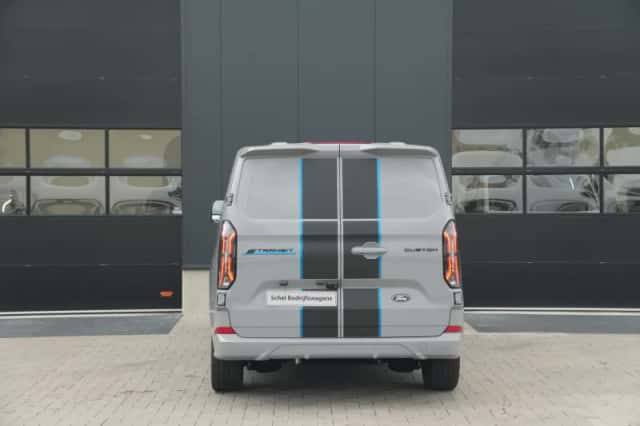 Ford E-Transit Custom (2025) thumbnail 6