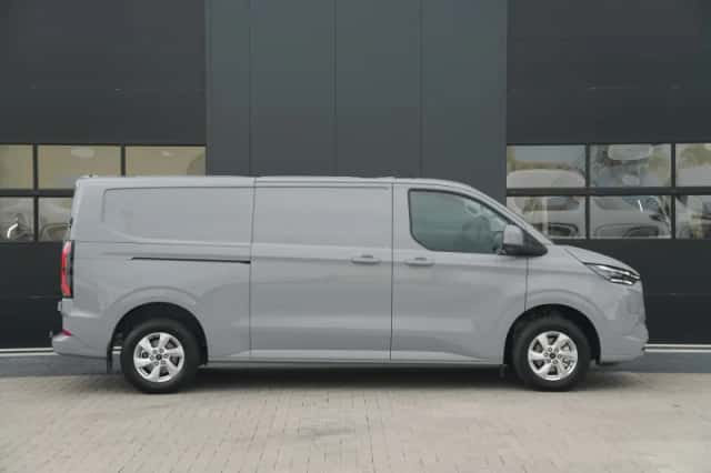 Ford E-Transit Custom (2023) thumbnail 4