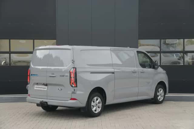 Ford E-Transit Custom (2023) thumbnail 5
