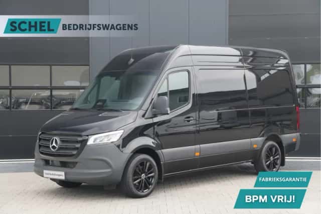 Mercedes-Benz Sprinter (2024) thumbnail 1