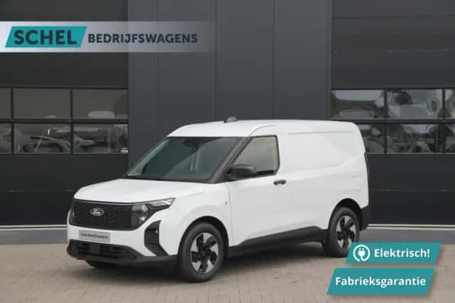 Ford E-Transit Courier (2024) thumbnail 1