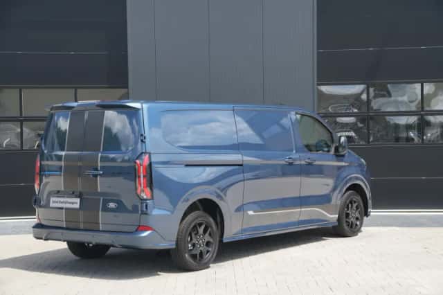 Ford E-Transit Custom (2025) thumbnail 6