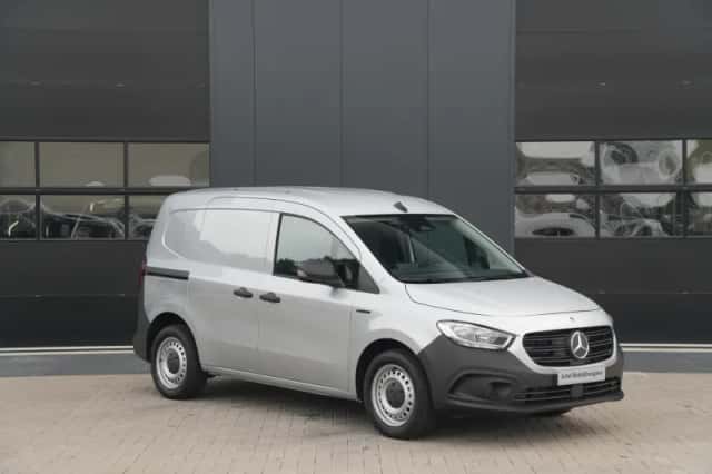 Mercedes-Benz eCitan (2024) thumbnail 3