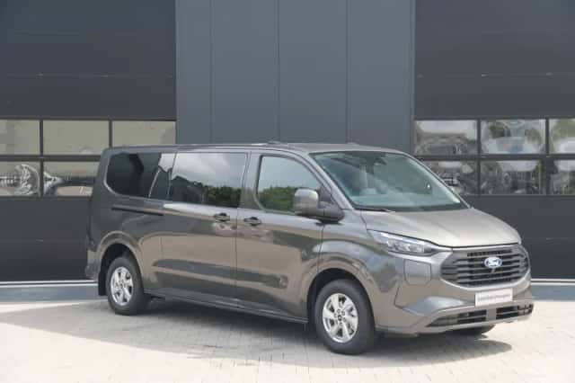 Ford Transit Custom (2023) thumbnail 3