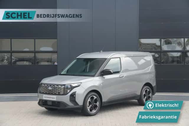 Ford E-Transit Courier (2024) thumbnail 1