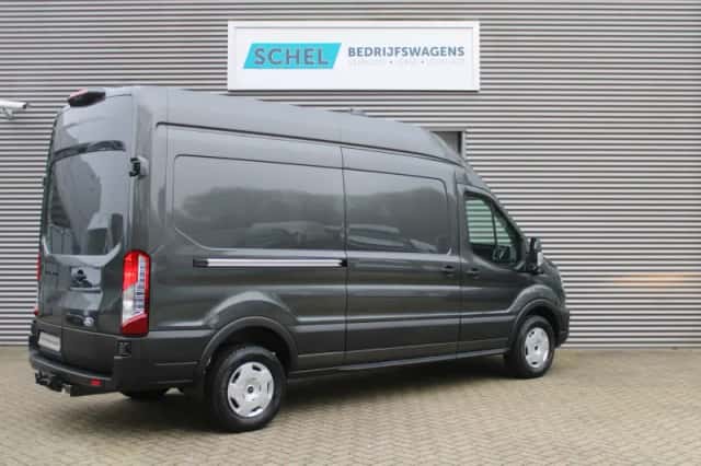 Ford Transit (2023) thumbnail 6