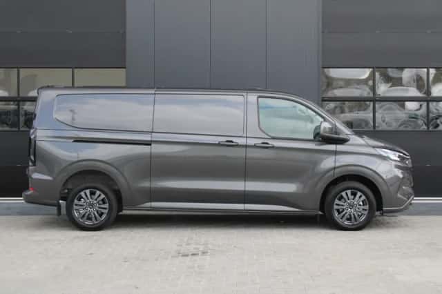 Ford Transit Custom (2023) thumbnail 4