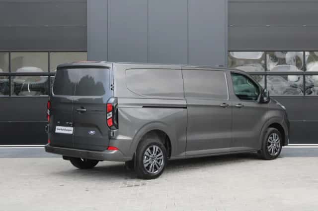 Ford Transit Custom (2023) thumbnail 5