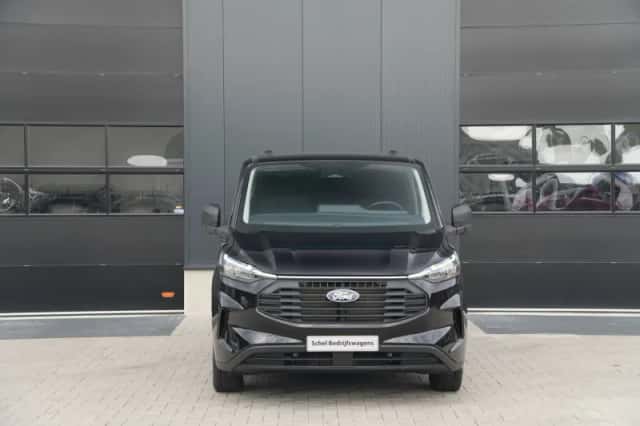 Ford Transit Custom (2023) thumbnail 2
