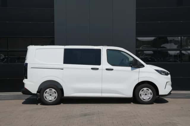 Ford Transit Custom (2023) thumbnail 4