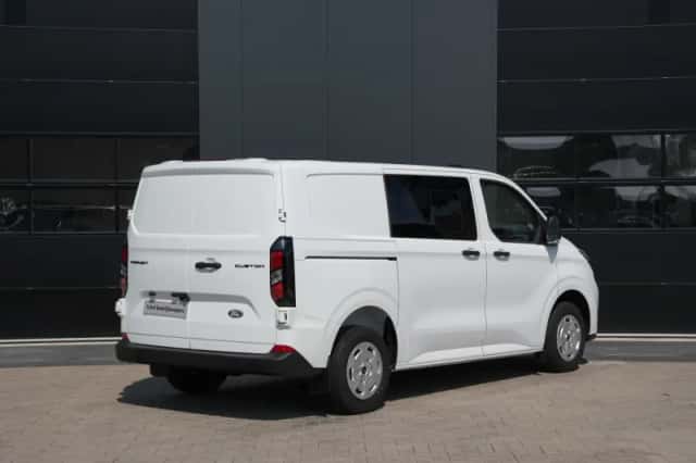 Ford Transit Custom (2023) thumbnail 6