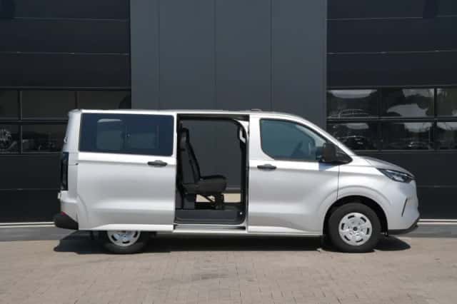 Ford Transit Custom (2023) thumbnail 5