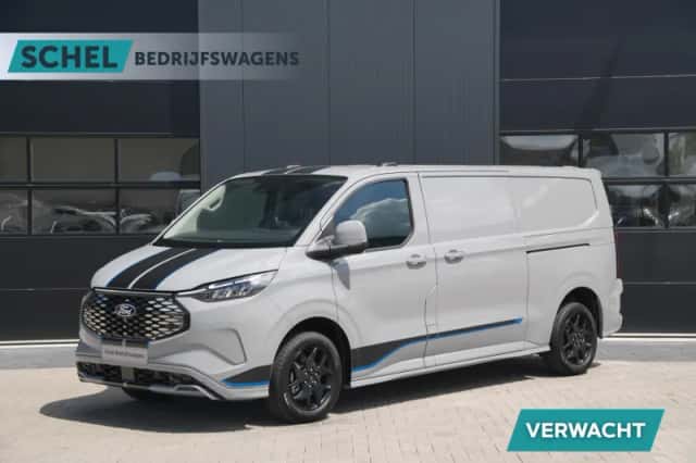Ford E-Transit Custom (2025) thumbnail 1