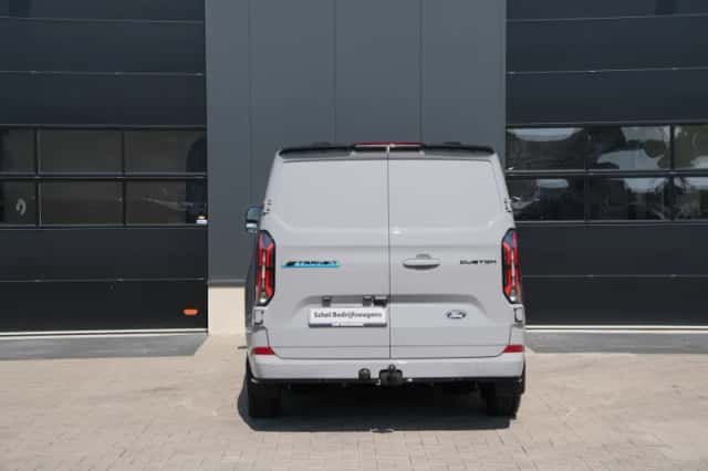 Ford E-Transit Custom (2023) thumbnail 6