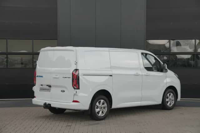 Ford E-Transit Custom (2023) thumbnail 6