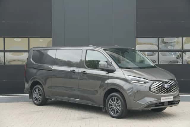 Ford E-Transit Custom (2023) thumbnail 3