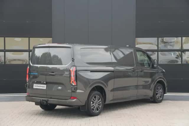 Ford E-Transit Custom (2023) thumbnail 5