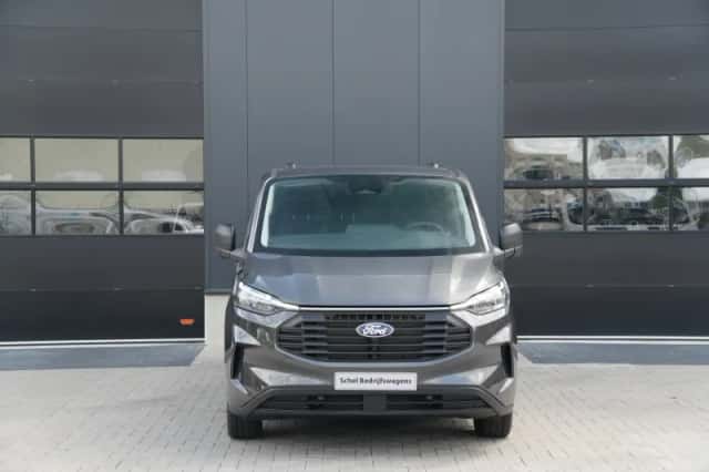 Ford Transit Custom (2023) thumbnail 2