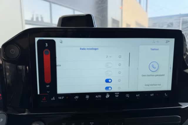 Ford E-Transit (2025) thumbnail 6