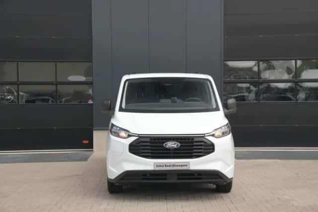 Ford Transit Custom (2026) thumbnail 2