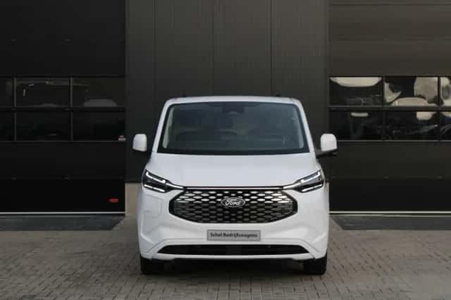 Ford E-Transit Custom (2025) thumbnail 3