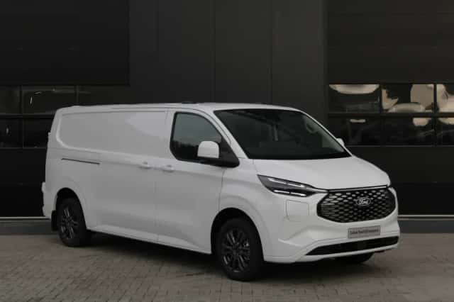 Ford E-Transit Custom (2025) thumbnail 4