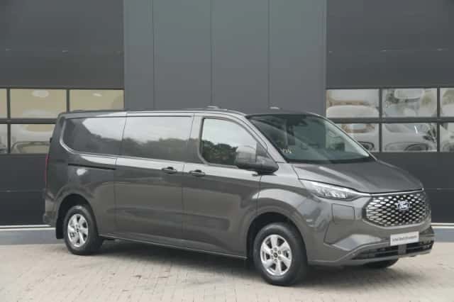Ford E-Transit Custom (2026) thumbnail 3