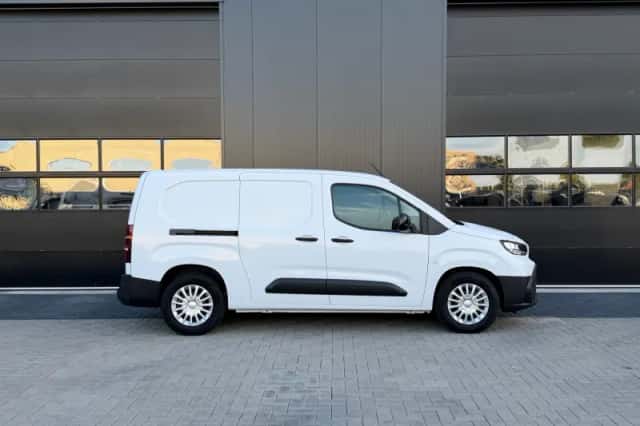 Toyota Proace (2026) thumbnail 5