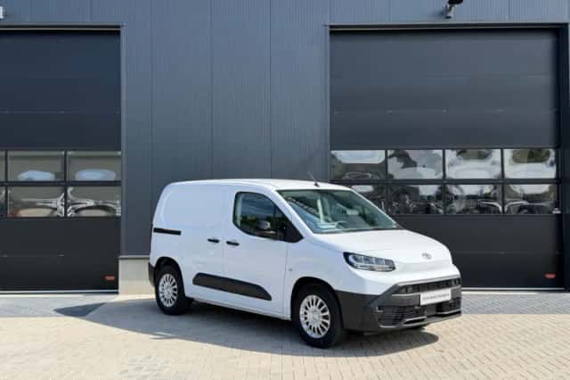 Toyota Proace (2026) thumbnail 4