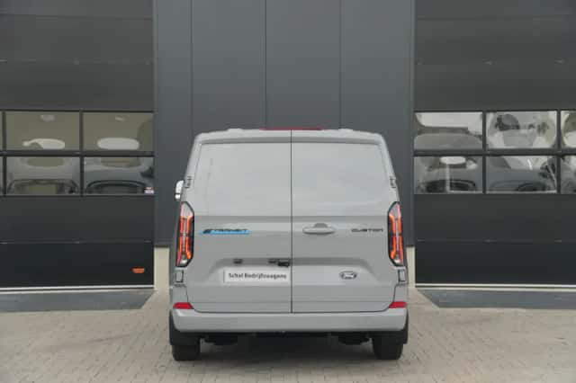 Ford E-Transit Custom (2026) thumbnail 4
