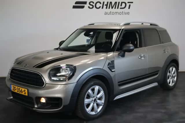 MINI Countryman (2019) thumbnail 1