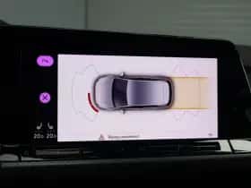 Volkswagen Golf thumbnail 18