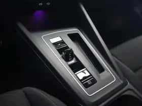 Volkswagen Golf thumbnail 21
