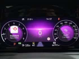 Volkswagen Golf thumbnail 6