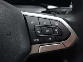 Volkswagen Golf thumbnail 8