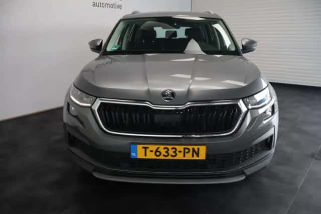 Škoda Kodiaq (2023) thumbnail 2