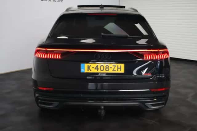 Audi Q8 (2021) thumbnail 6