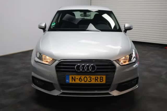 Audi A1 (2015) thumbnail 2