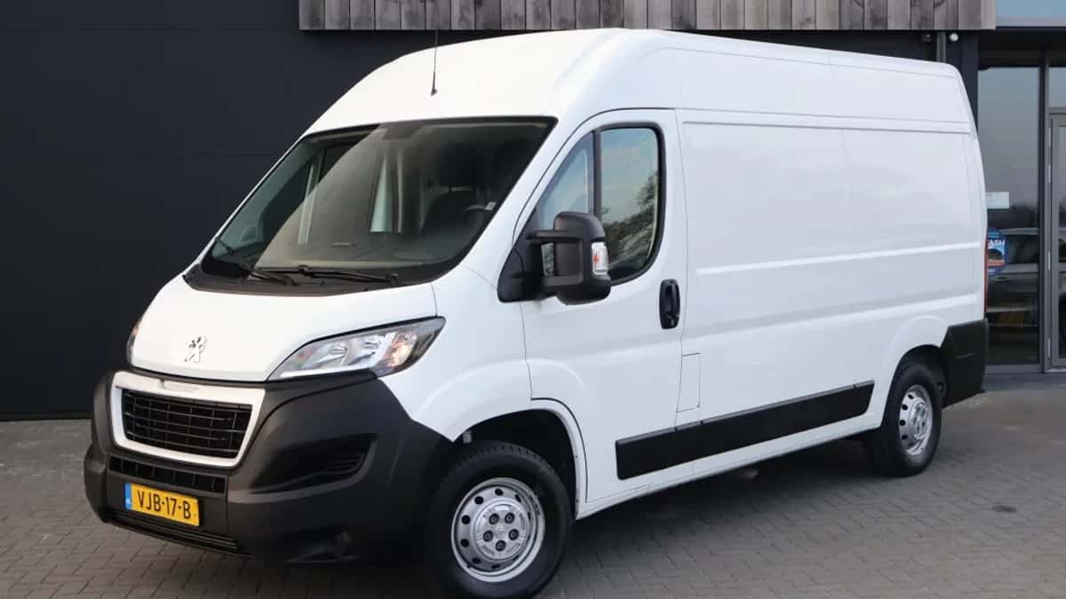 Peugeot Boxer — foto 1