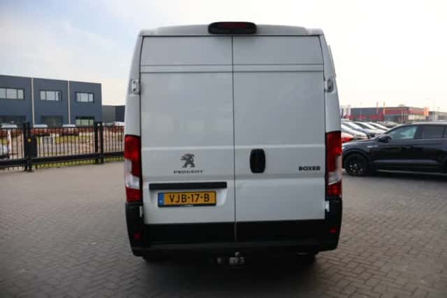 Peugeot Boxer (2020) thumbnail 4