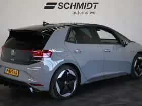 Volkswagen ID.3 thumbnail 3