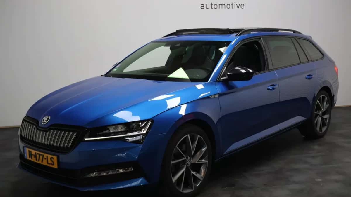 Škoda Superb — foto 1