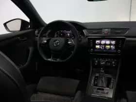 Škoda Superb thumbnail 33