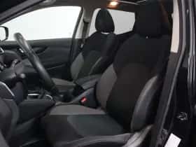 Nissan Qashqai thumbnail 9