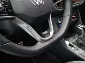 Volkswagen Tiguan (2021) thumbnail 15