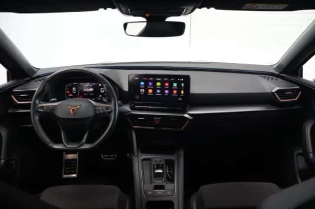 CUPRA Leon Sportstourer (2021) thumbnail 2