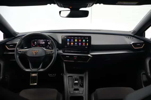 CUPRA Leon Sportstourer (2021) thumbnail 2