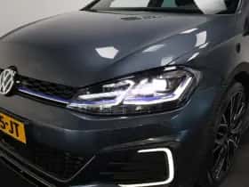 Volkswagen Golf thumbnail 11