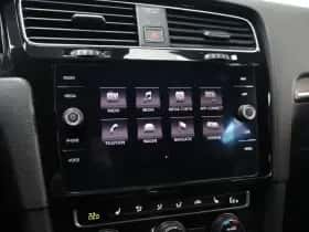 Volkswagen Golf thumbnail 25
