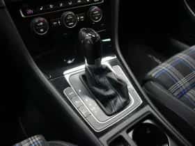Volkswagen Golf thumbnail 28